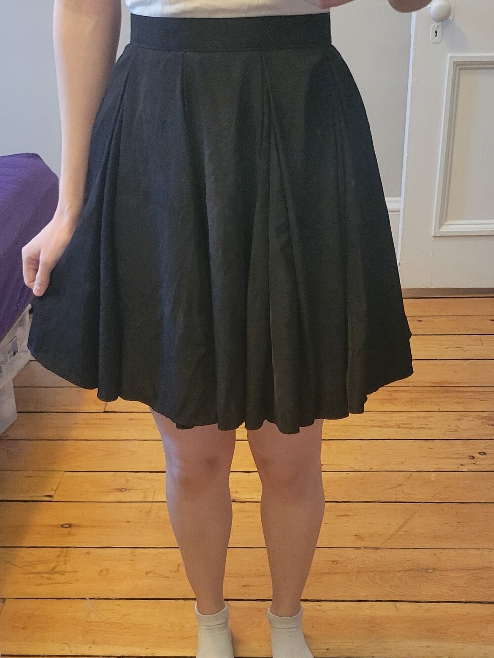 American Apparel 2013 Black Skater Skirt Size Small - Excellent Condition